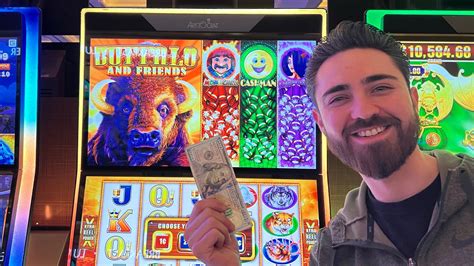 We Found a NEW 2024 Buffalo Slot Machine! Buffalo and Friends!.